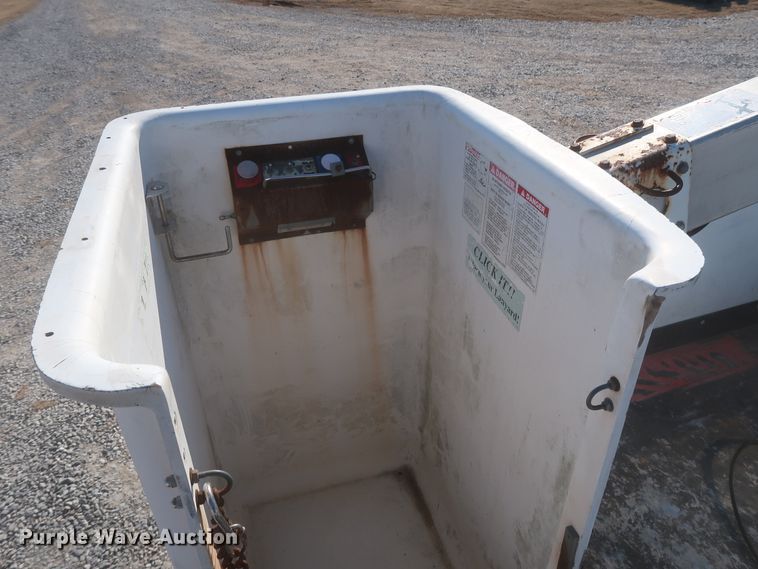 image for item HK9693 2008 Ford F450 Super Duty XL  bucket truck