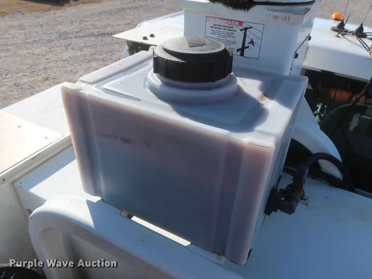 image for item HK9693 2008 Ford F450 Super Duty XL  bucket truck