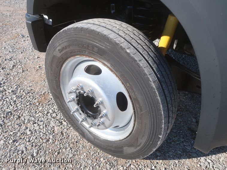 image for item HK9693 2008 Ford F450 Super Duty XL  bucket truck