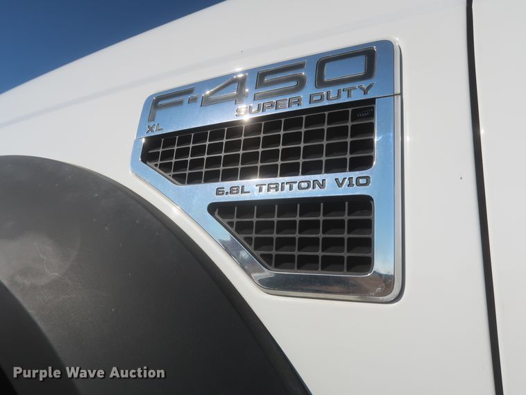 image for item HK9693 2008 Ford F450 Super Duty XL  bucket truck