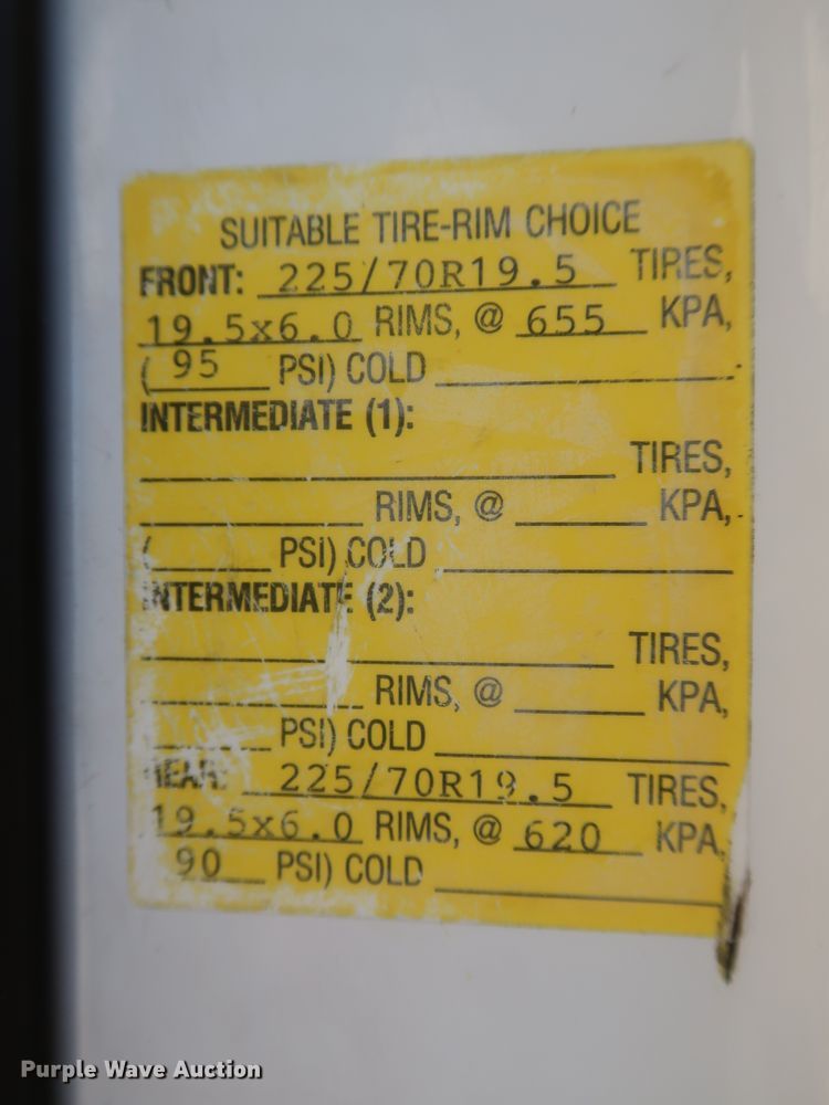 image for item HK9693 2008 Ford F450 Super Duty XL  bucket truck