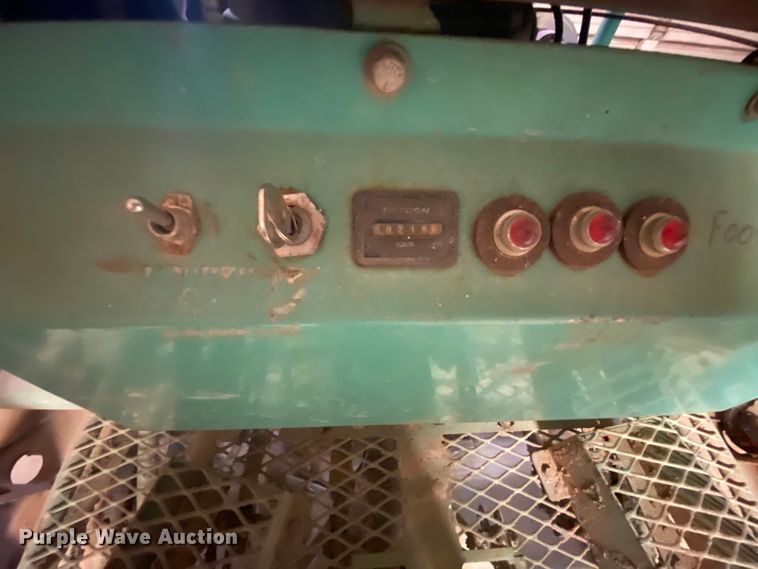 image for item HL9715 Whiteman HTN31VTCSL power trowel