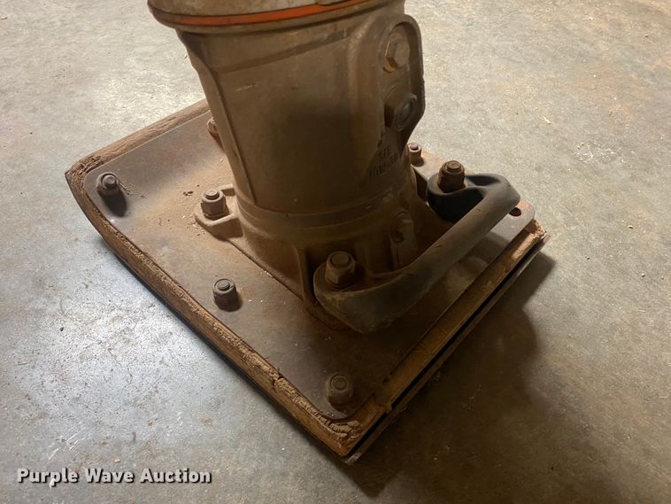 image for item HL9716 Mikasa MTX-80SD  plate compactor