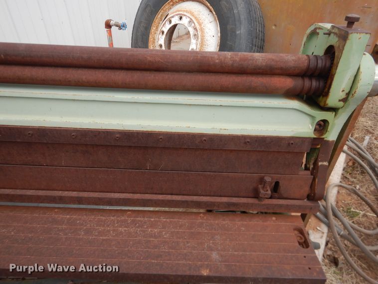 image for item HL9717 Sheet metal brake