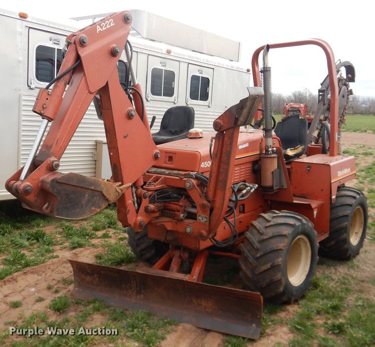 image for item HL9719 1995 Ditch Witch 4500  trencher