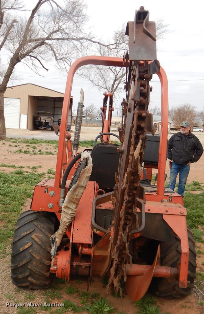 image for item HL9719 1995 Ditch Witch 4500  trencher