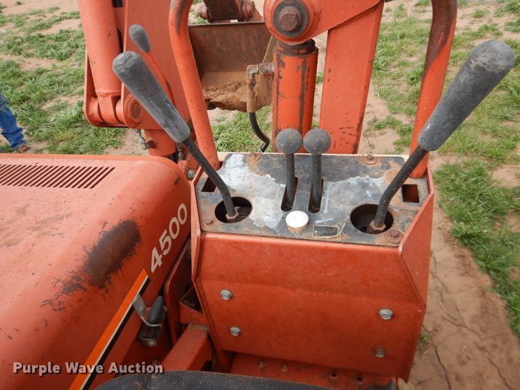 image for item HL9719 1995 Ditch Witch 4500  trencher