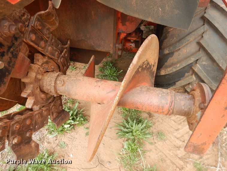 image for item HL9719 1995 Ditch Witch 4500  trencher