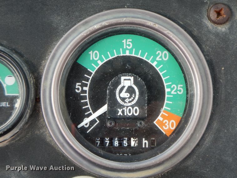 image for item HO9332 1990 John Deere 310C  backhoe