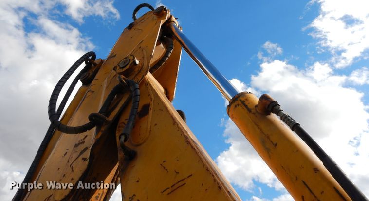 image for item HO9332 1990 John Deere 310C  backhoe