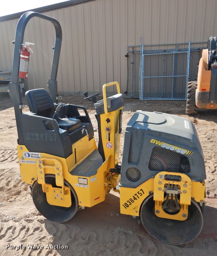 image for item HO9933 2015 Bomag BW900-50  double drum vibratory roller