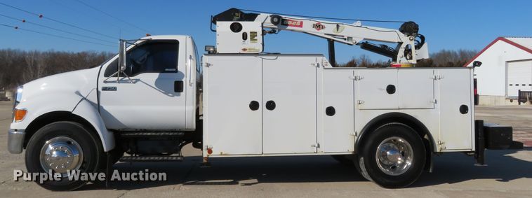 image for item HV9680 2007 Ford F750 XLT  utility / service truck