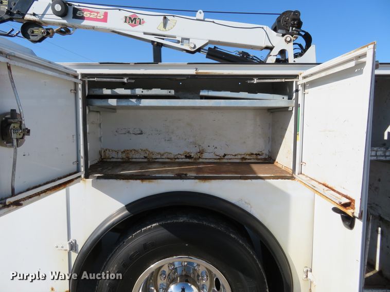 image for item HV9680 2007 Ford F750 XLT  utility / service truck