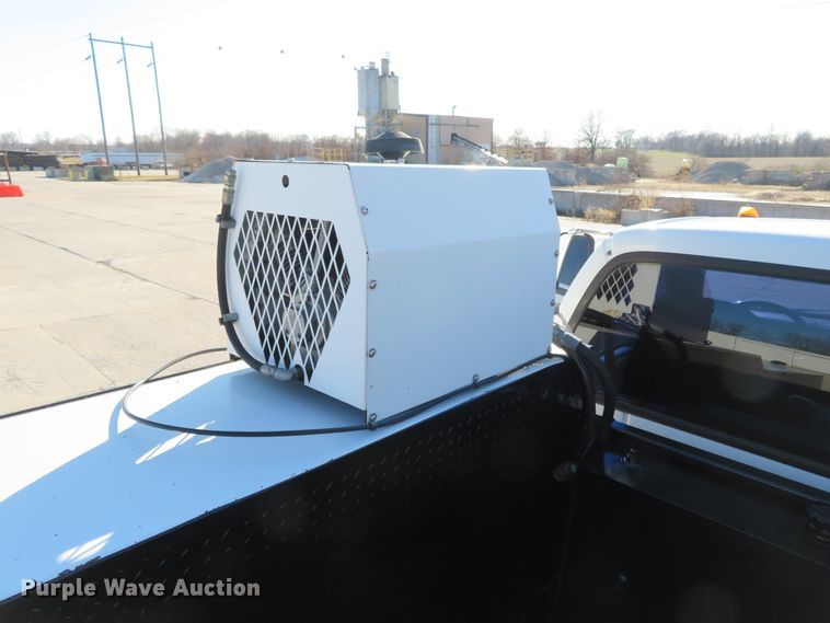 image for item HV9680 2007 Ford F750 XLT  utility / service truck