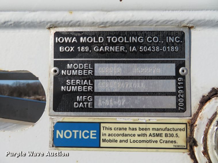 image for item HV9680 2007 Ford F750 XLT  utility / service truck