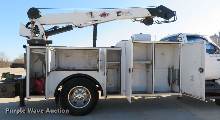 image for item HV9680 2007 Ford F750 XLT  utility / service truck