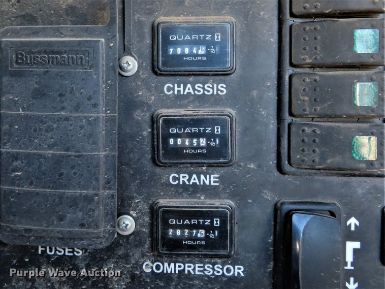 image for item HV9680 2007 Ford F750 XLT  utility / service truck