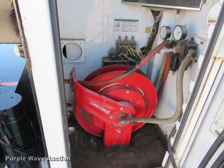 image for item HV9680 2007 Ford F750 XLT  utility / service truck