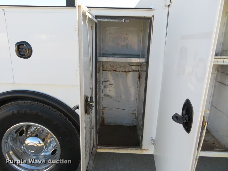 image for item HV9680 2007 Ford F750 XLT  utility / service truck