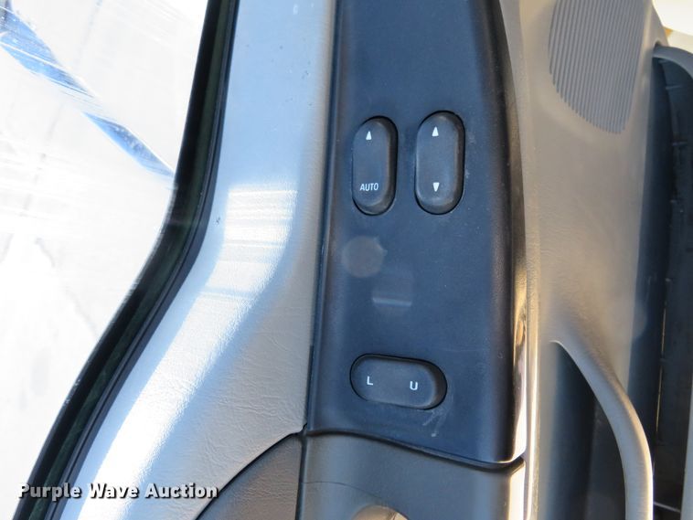 image for item HV9680 2007 Ford F750 XLT  utility / service truck