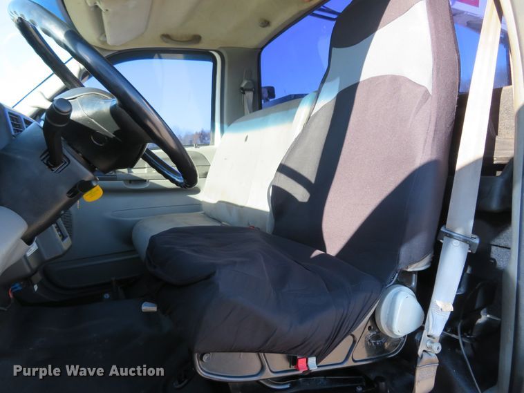 image for item HV9680 2007 Ford F750 XLT  utility / service truck