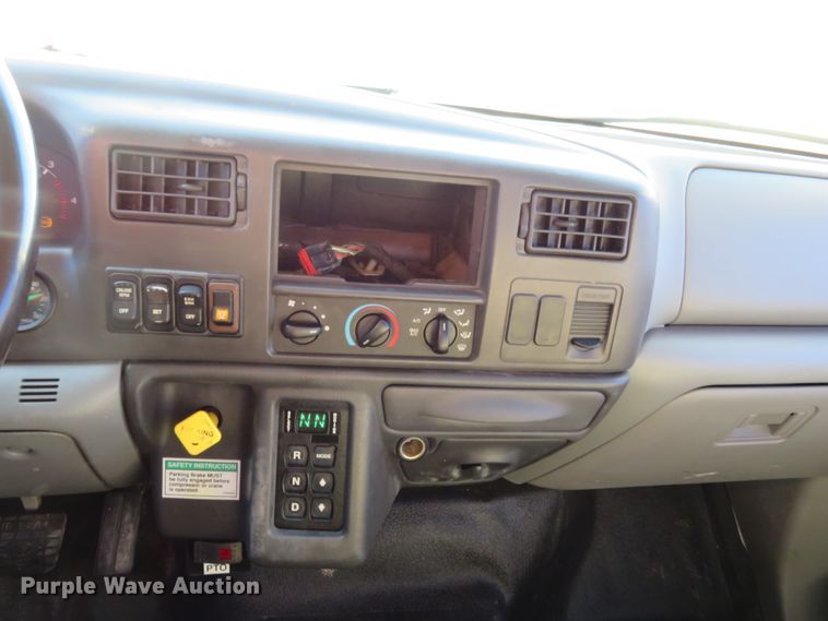 image for item HV9680 2007 Ford F750 XLT  utility / service truck