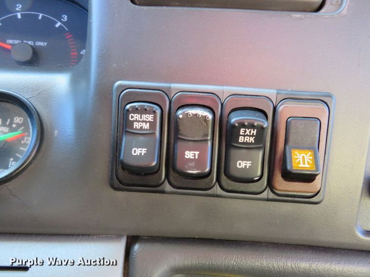 image for item HV9680 2007 Ford F750 XLT  utility / service truck