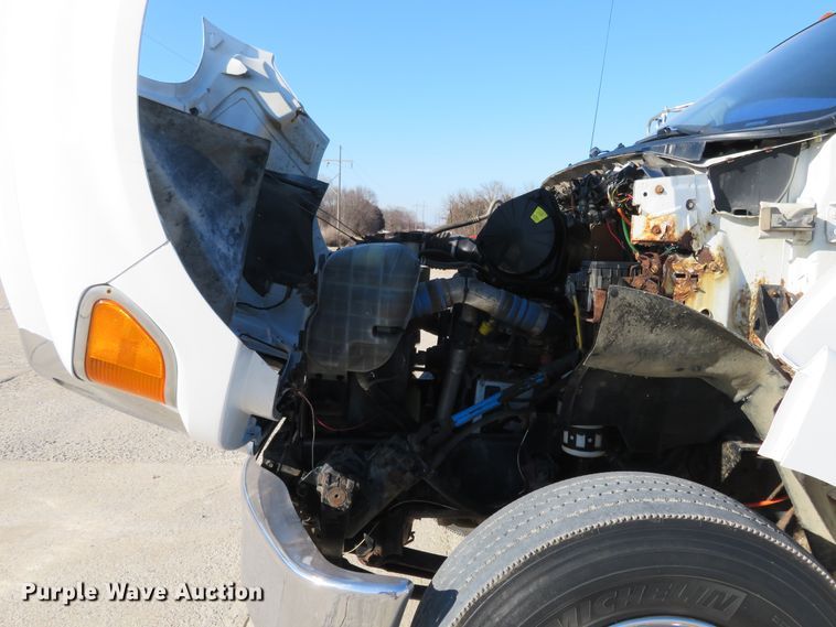 image for item HV9680 2007 Ford F750 XLT  utility / service truck