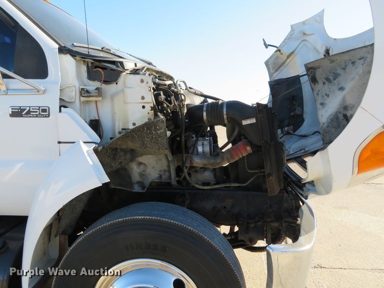 image for item HV9680 2007 Ford F750 XLT  utility / service truck