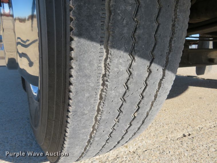 image for item HV9680 2007 Ford F750 XLT  utility / service truck