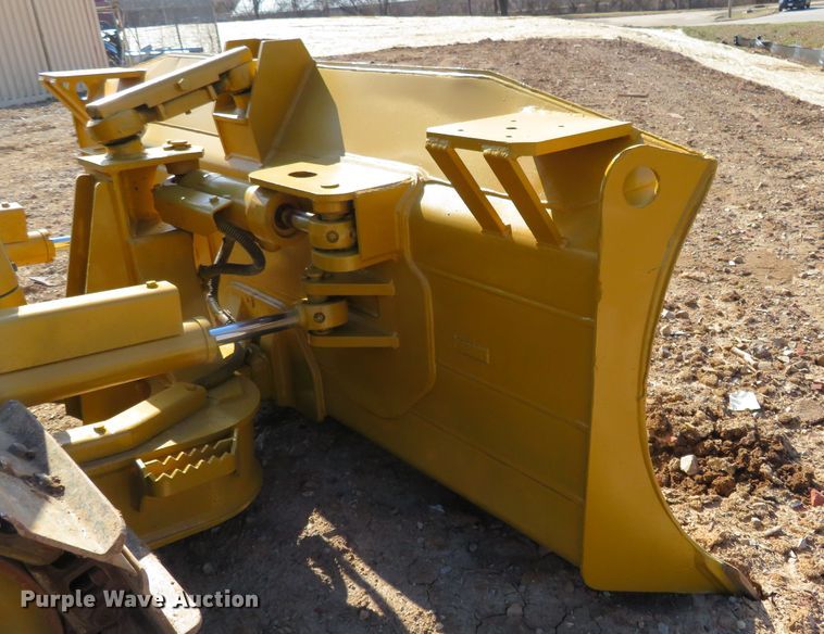 image for item HV9686 2005 Caterpillar D4G XL  dozer
