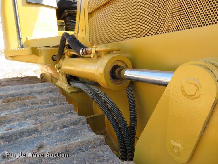 image for item HV9686 2005 Caterpillar D4G XL  dozer