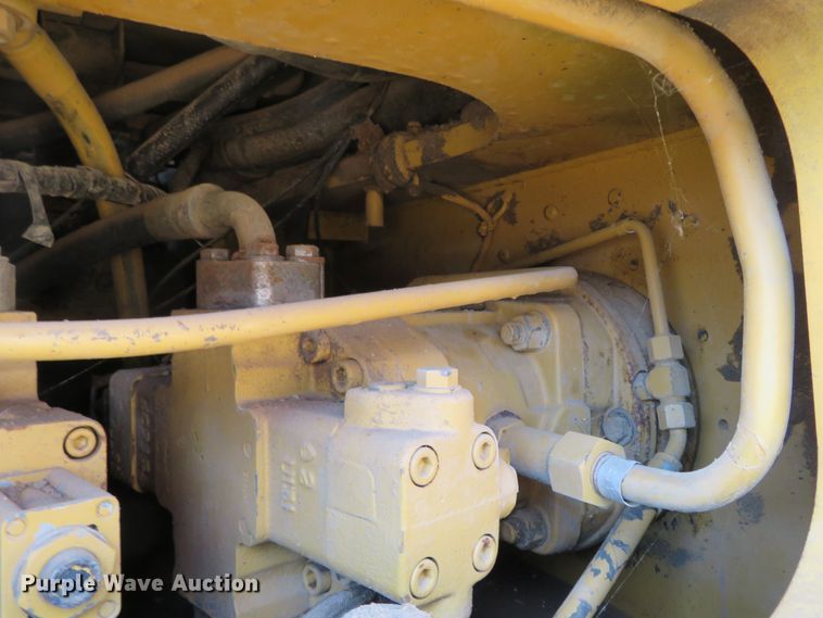 image for item HV9686 2005 Caterpillar D4G XL  dozer