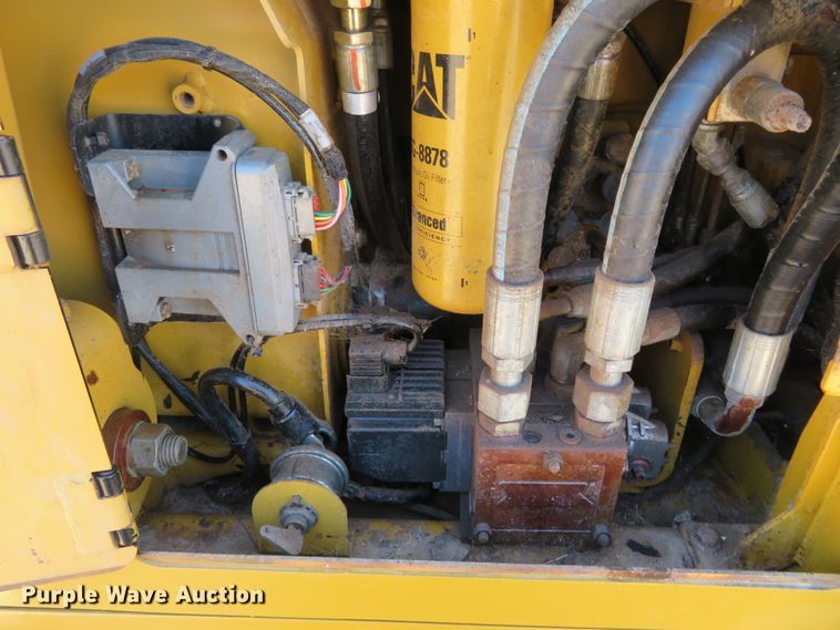 image for item HV9686 2005 Caterpillar D4G XL  dozer