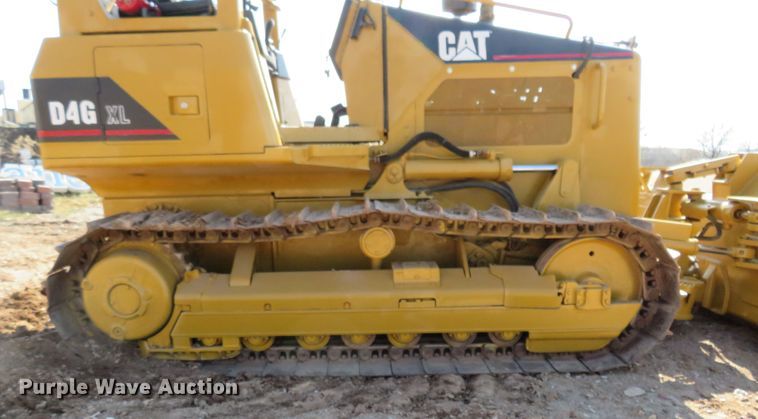 image for item HV9686 2005 Caterpillar D4G XL  dozer