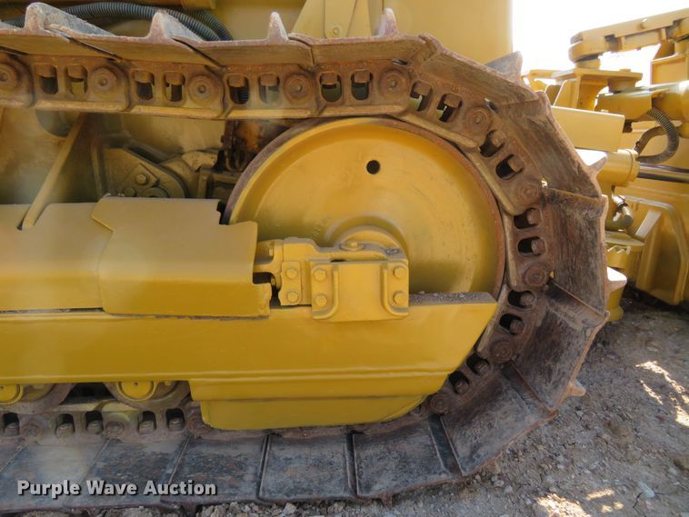 image for item HV9686 2005 Caterpillar D4G XL  dozer