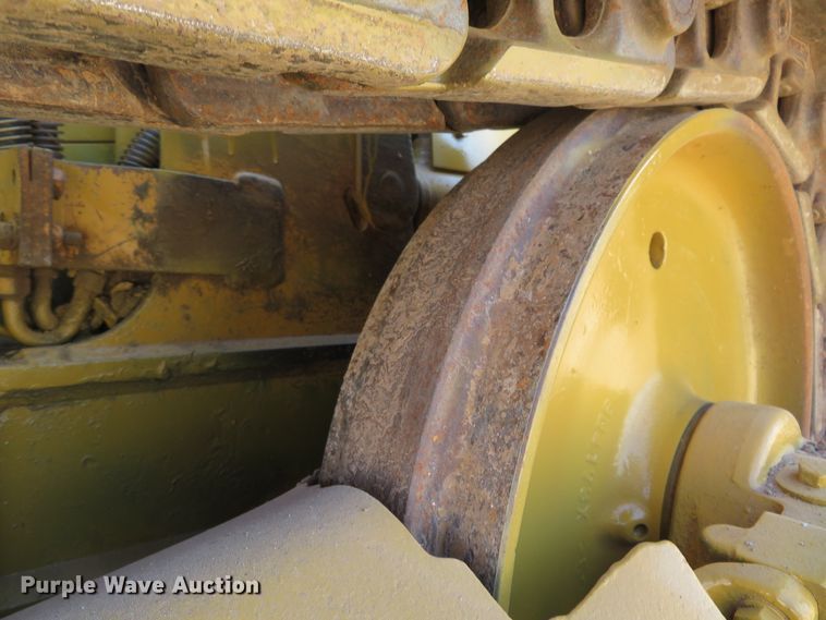 image for item HV9686 2005 Caterpillar D4G XL  dozer