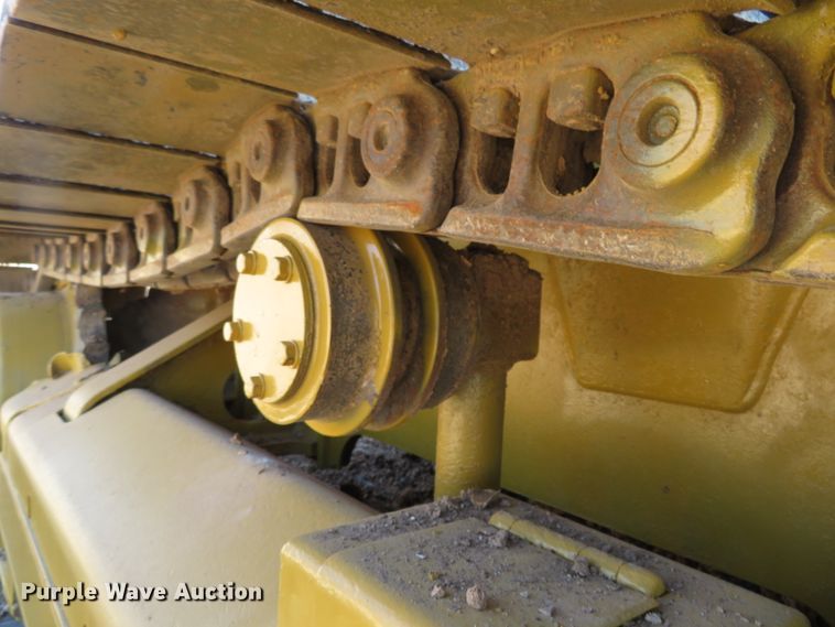 image for item HV9686 2005 Caterpillar D4G XL  dozer