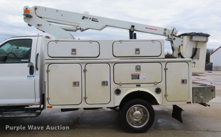 image for item HV9693 2007 Chevrolet C4500  bucket truck