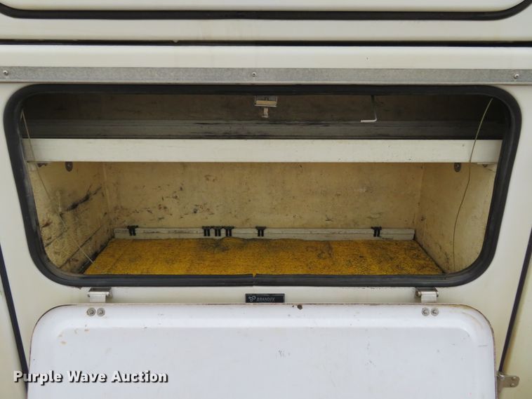 image for item HV9693 2007 Chevrolet C4500  bucket truck