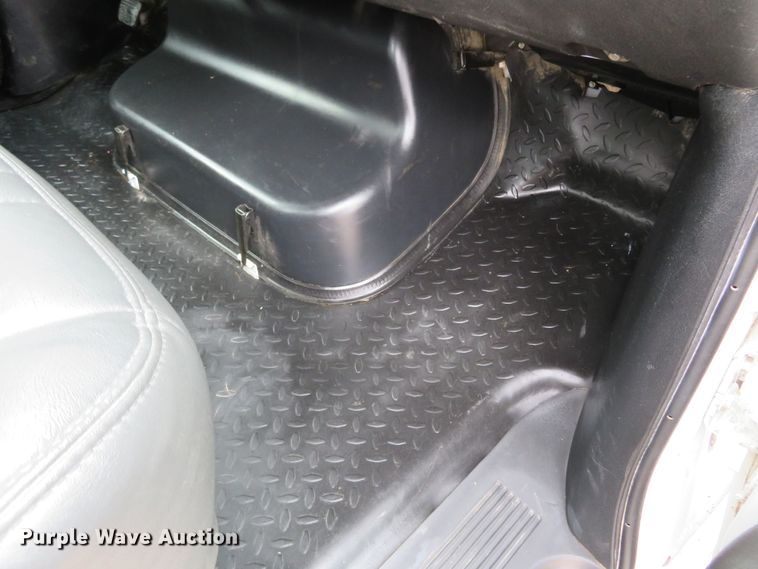 image for item HV9693 2007 Chevrolet C4500  bucket truck