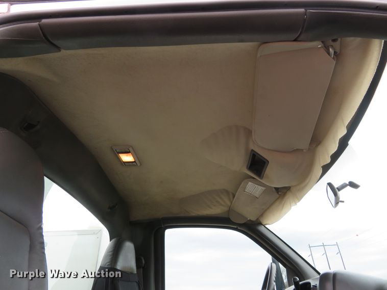 image for item HV9693 2007 Chevrolet C4500  bucket truck