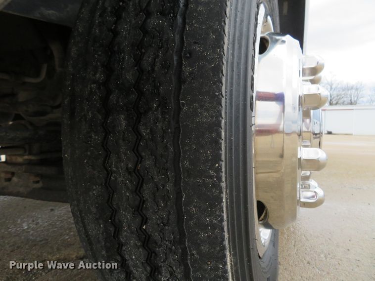 image for item HV9693 2007 Chevrolet C4500  bucket truck