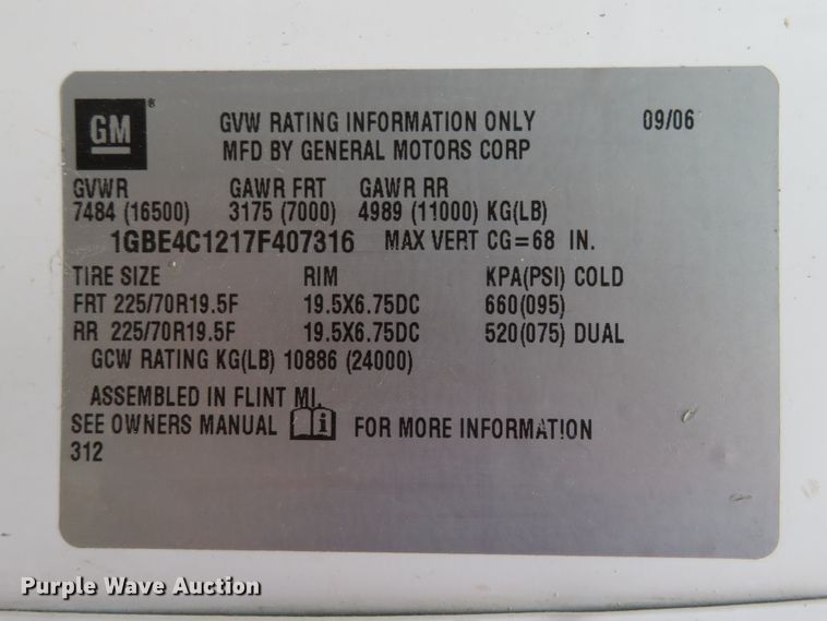 image for item HV9693 2007 Chevrolet C4500  bucket truck