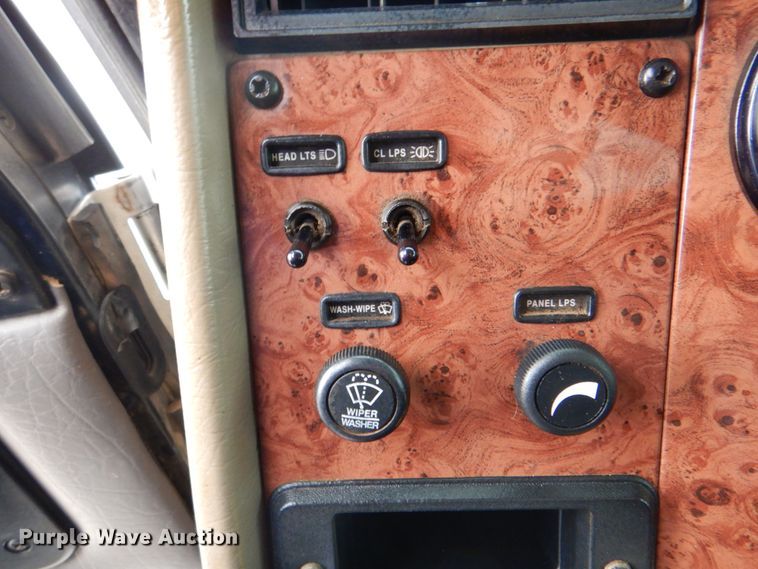 image for item HX9175 2007 Peterbilt 335  crane truck