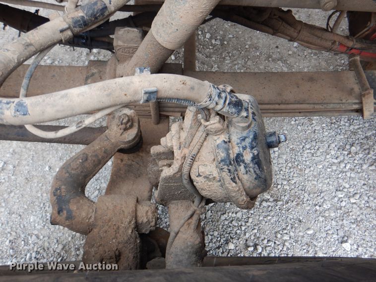 image for item HX9175 2007 Peterbilt 335  crane truck