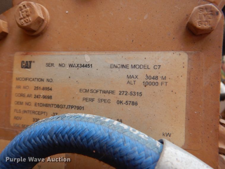 image for item HX9175 2007 Peterbilt 335  crane truck