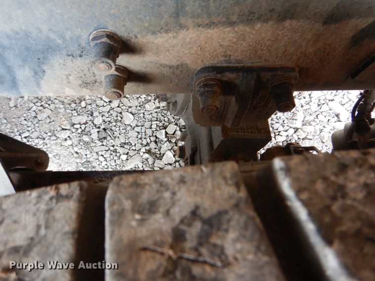 image for item HX9175 2007 Peterbilt 335  crane truck