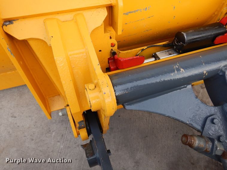 image for item IA9414 2015 John Deere 204K  wheel loader