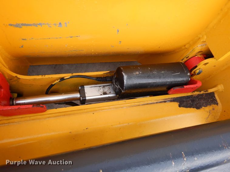 image for item IA9414 2015 John Deere 204K  wheel loader